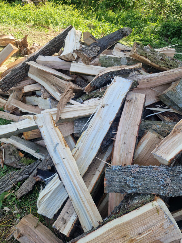 Steirisches Brennholz 25cm, ca. 14 - 15kg - Direkt zu Ihrer Haustür